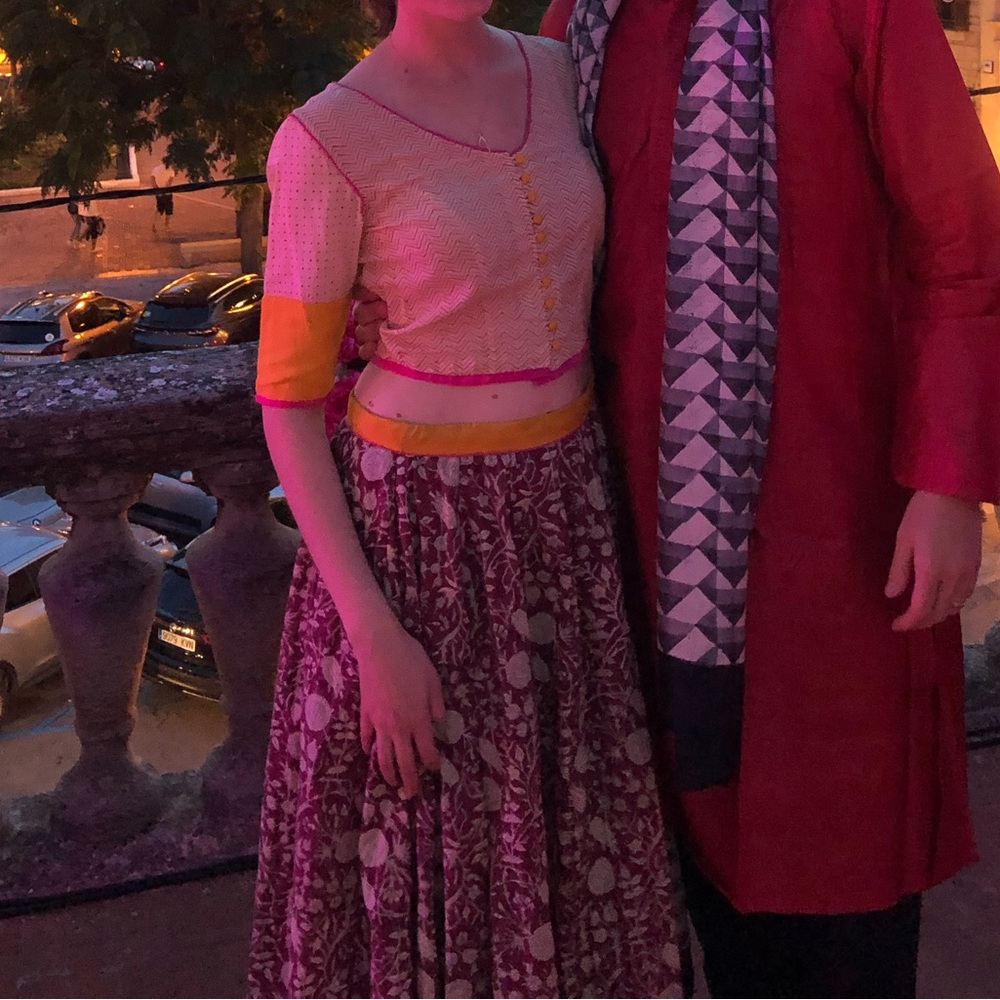 Fabindia women’s lehinga Indian wedding outfit - Picture 4 of 4